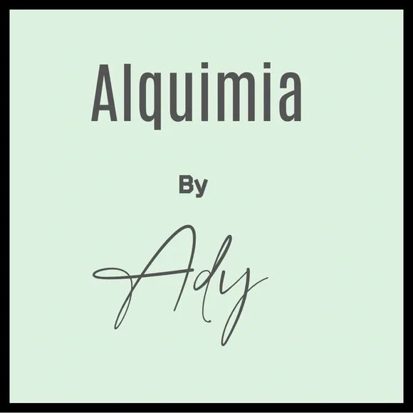 Bold silver textured bubbles and seashells maximalist necklace - Picture 9 of 9